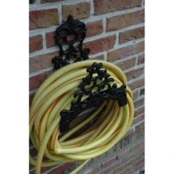 Esschert Design Tuinslanghouder Met Sierlijke Krullen 7 Esschert Design Tuinslanghouder Met Sierlijke Krullen -Cramer Verkoop tuinslanghouder sierdecoratie 1484053881 3 600